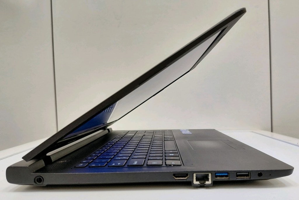 İNTERNET VE OFİS AMAÇLI TERTEMİZ SSDLİ LENOVO İDEAPAD! - 3