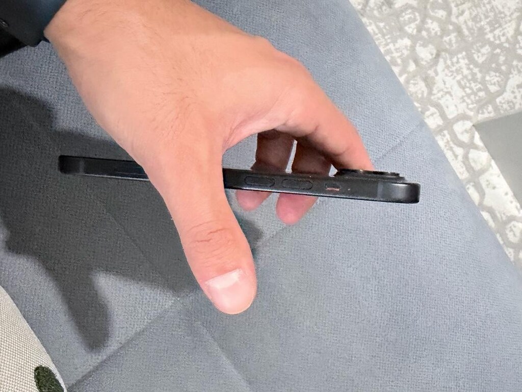 Iphone 15 - 3