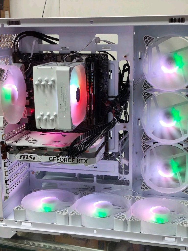 RTX 4060 RYZEN5 5600X 16GB RGB RAM 1TB M2SSD 600W AKVARYUM KASA - 5