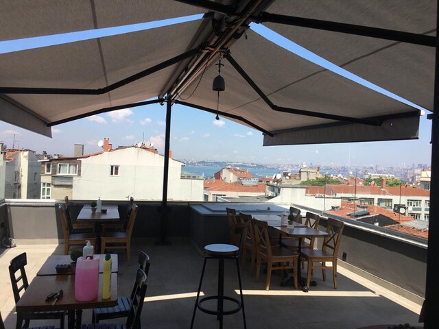 MAFSALLI TENTE