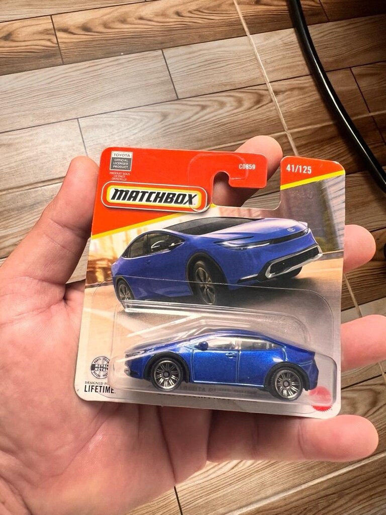 2023 TOYOTA PRIUS PRIME (MATCHBOX) - 5