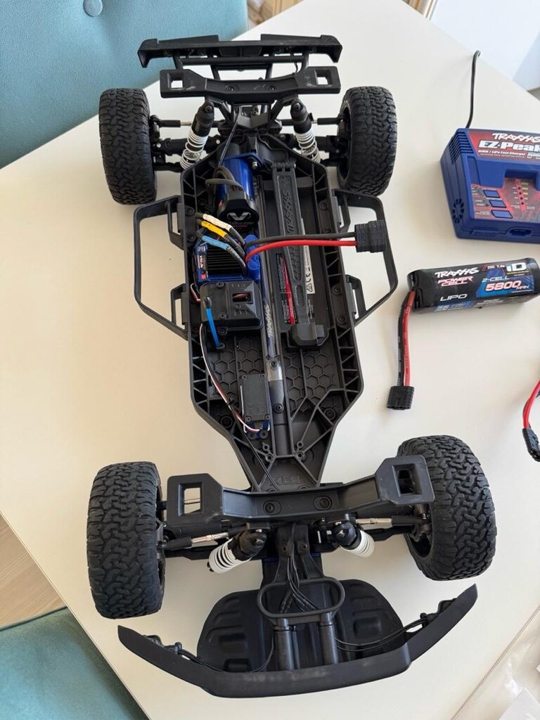 Ford F-150 Raptor 4x4 VXL RC arazi offroad brushless 1-10 araba - 7