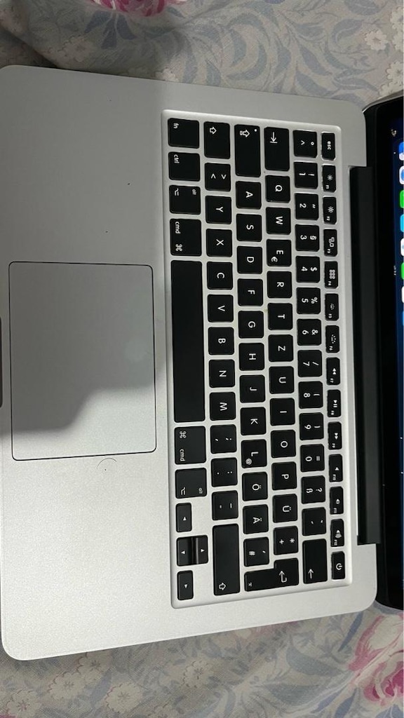 macbook pro - 4