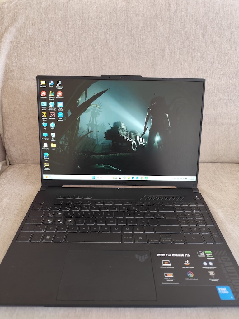 Asus TUF gaming F16 - 3