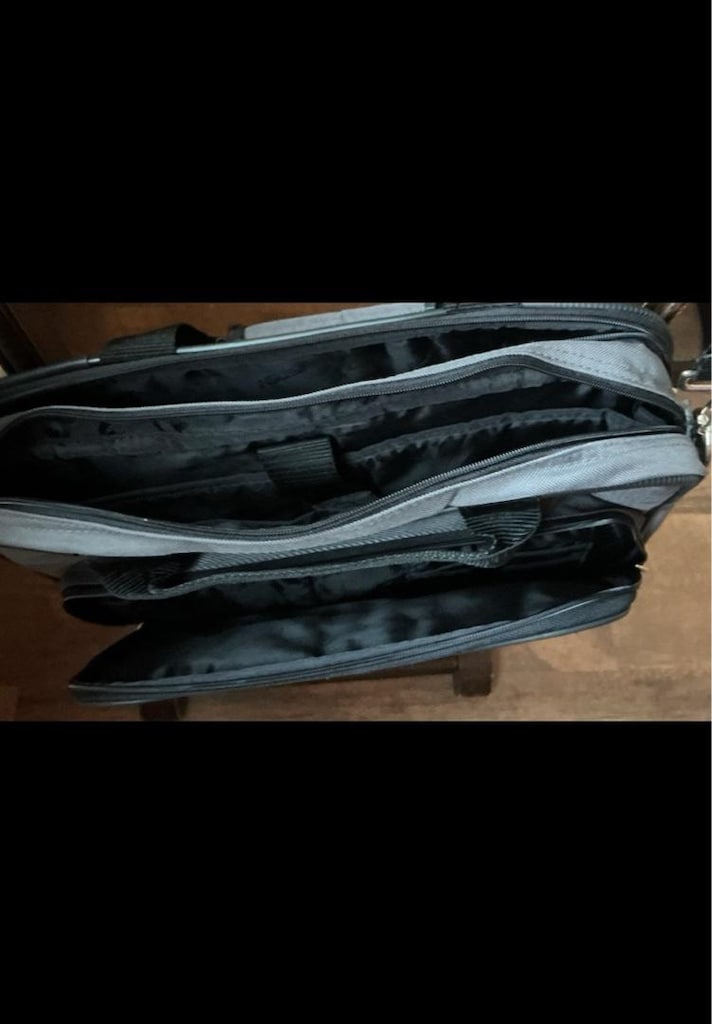 Asus laptop ve orjinal çantası ,orjinal delta şarj adaptörü - 7