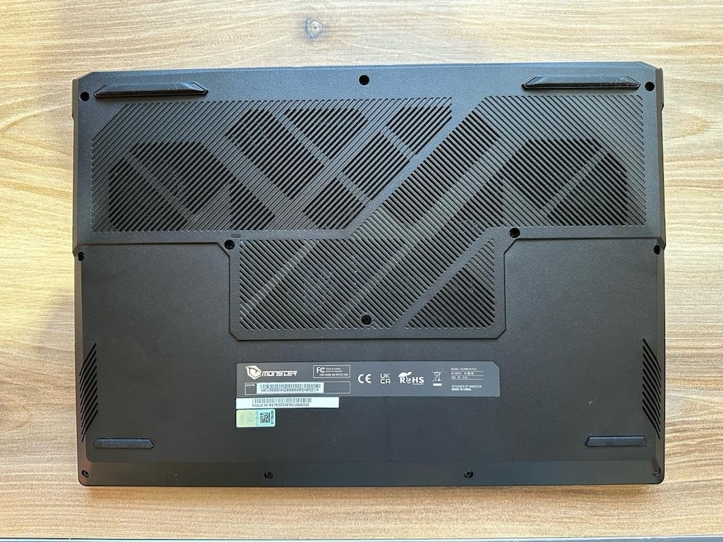 Sıfır Gibi Monster Tulpar T6 (RTX 5060) + PS5 Kolu + Çanta & Oyunlu Se - 6