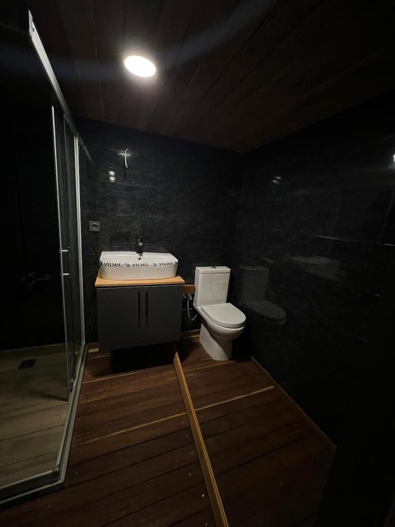 Tiny House - 11