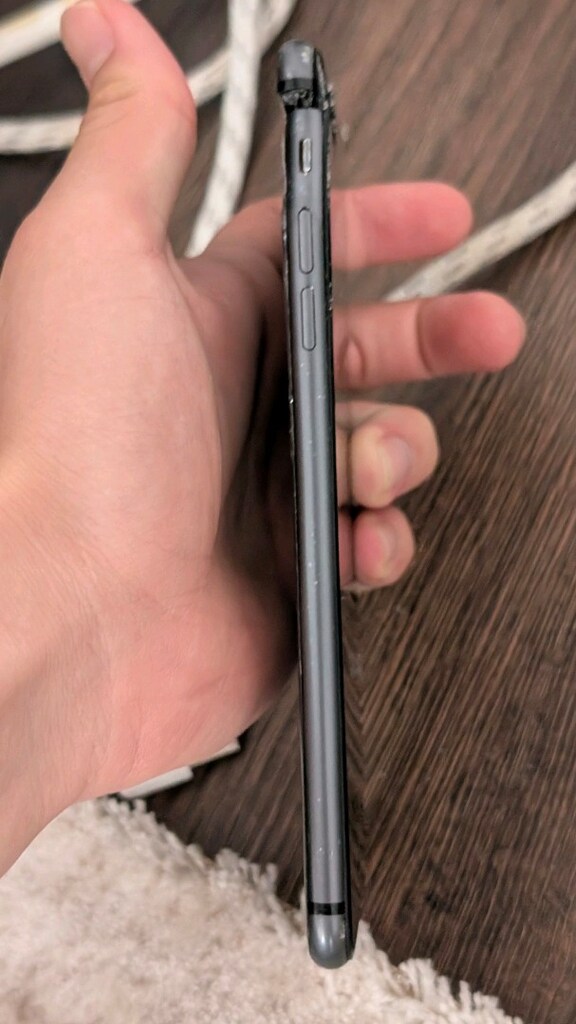 İPHONE 8 PLUS - 8