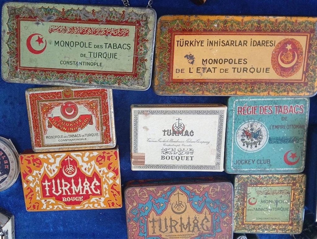 Osmnalı Tütün Tabakaları Ve Kutuları