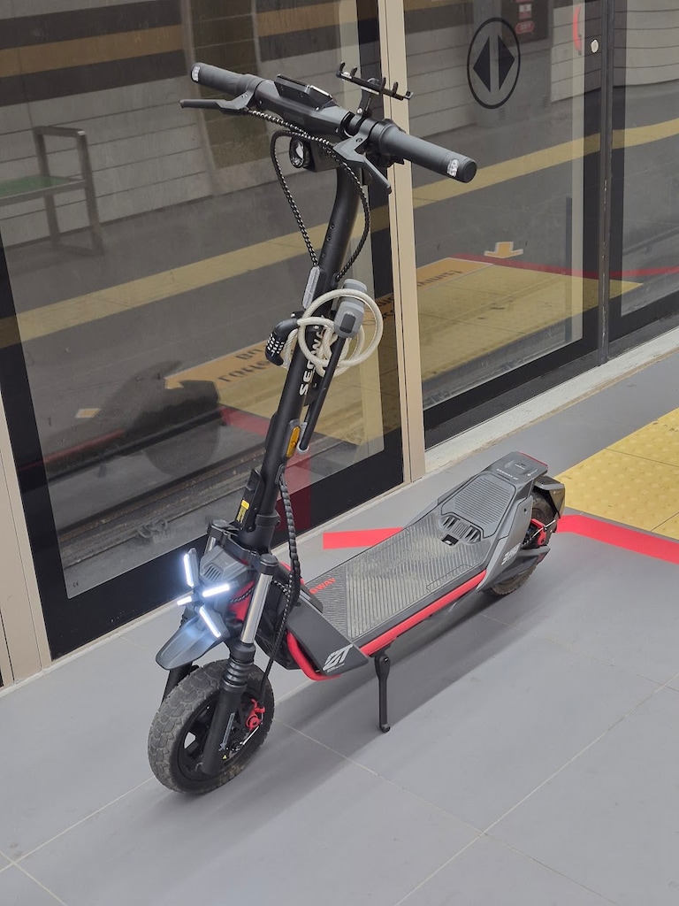Segway ZT3 Pro Elektrikli Scooter - 2 Ay Kullanıldı - Garantili - 4