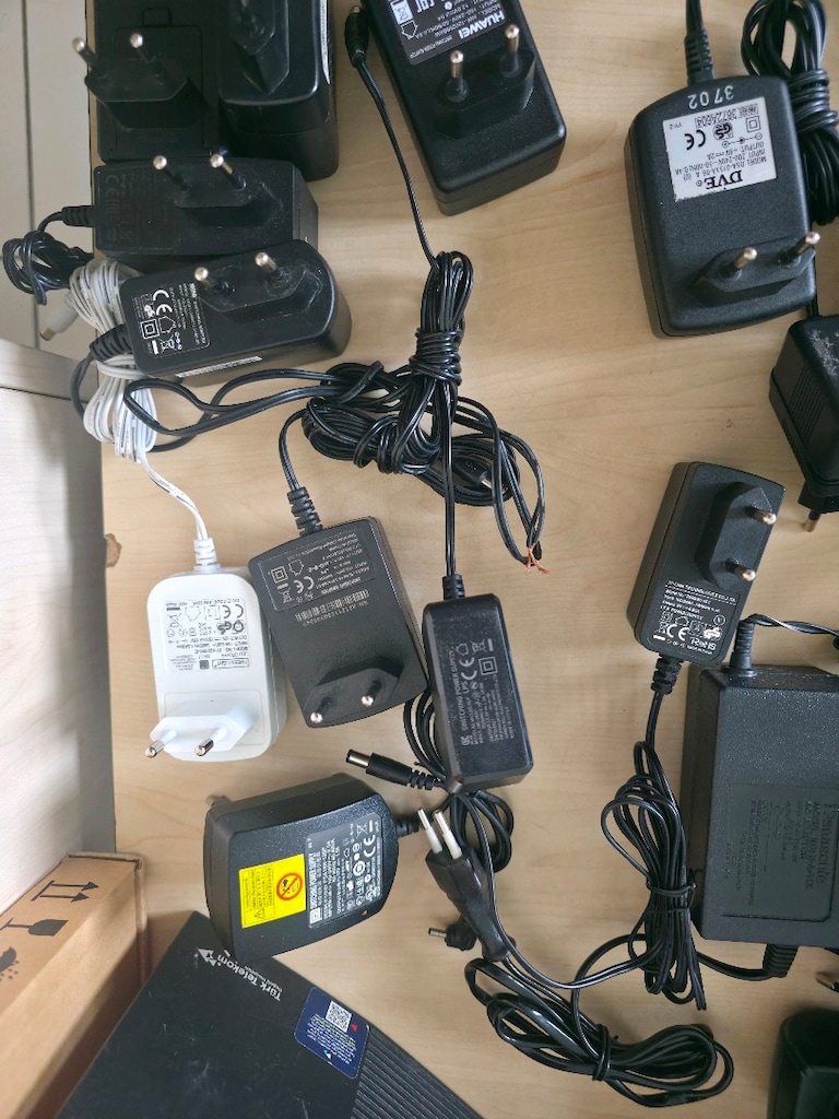 Philips ve Panasonic 6V-6.5V-9-12-15VOLT - 13