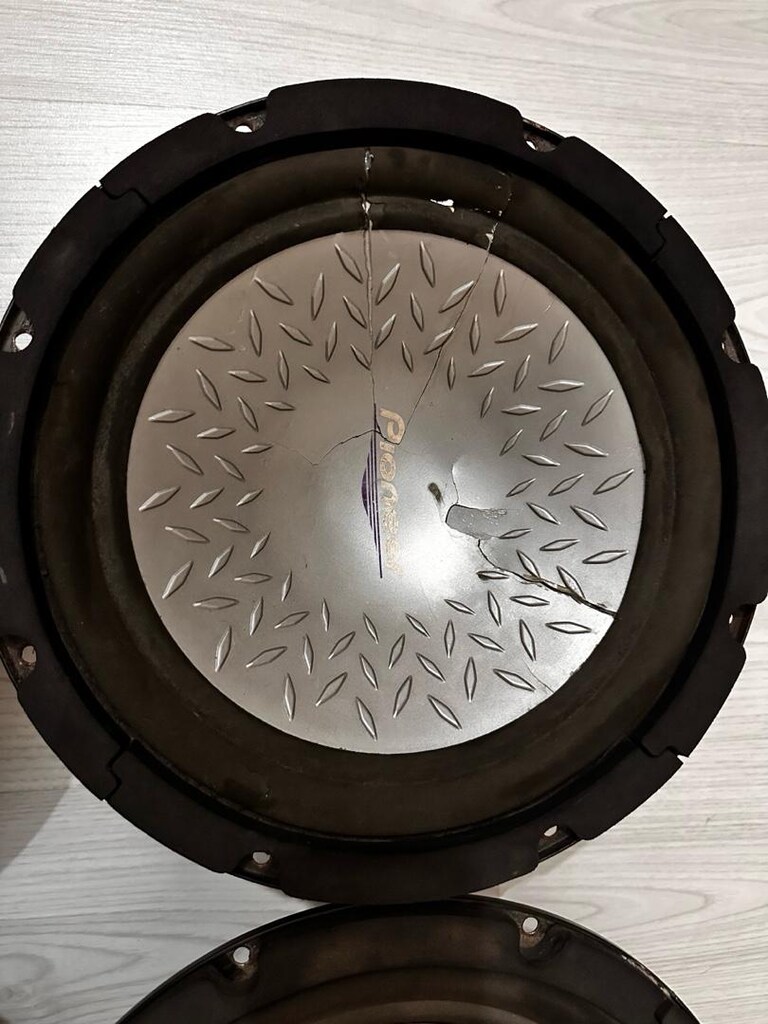 pioneer ts-w303f k.kartı geçerli - 2