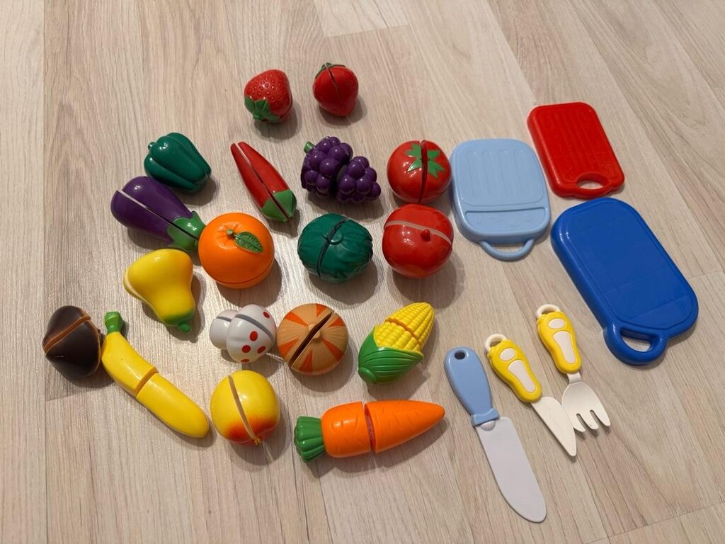 Kesilebilen meyveler ve tencere fincan set - 2