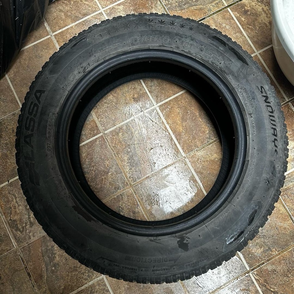4 adet Lassa Snoways 4 - 185/65 R15 88T Kış Lastiği (2021 Sonu - 3