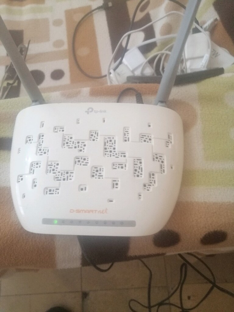 TP link. modem.2adet. - 12