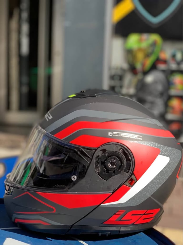 TERTEMİZ SORUNSUZ LS2 STROBE GÜNEŞ GÖZLÜKLÜ ÇENE AÇILIR KASK - 2