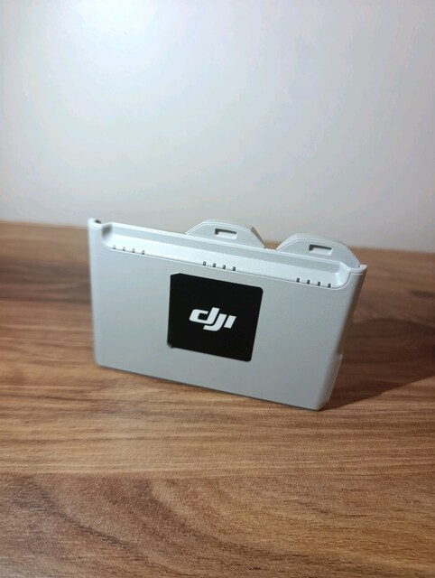 DJI NEO BATARYA VE HUB