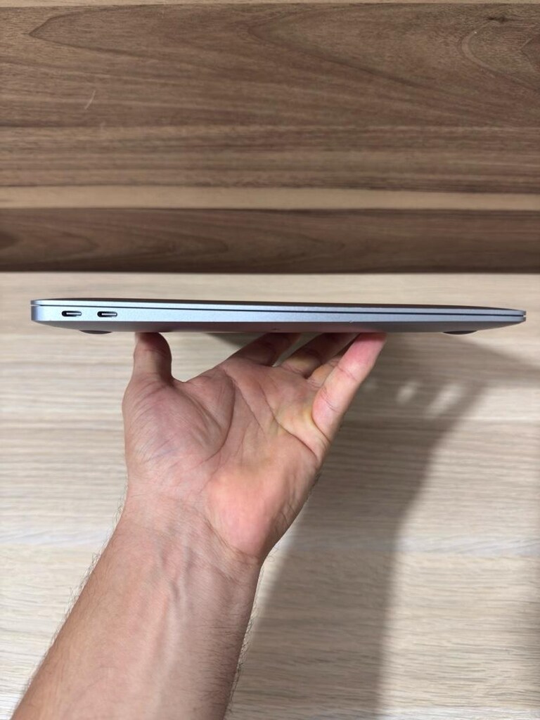 MacBook Air / M1 / 13 inç / 8 GB Ram / 512 GB Ssd - 5