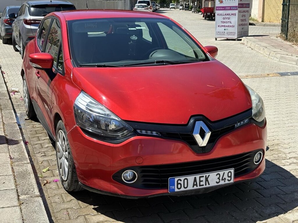 Kırmızı Renault clio düşük km - 3