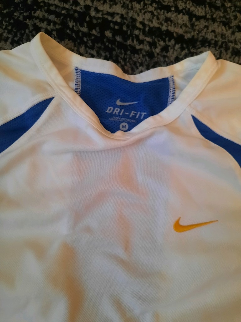 2 adet orijinal Nike çocuk tişörtü - 2