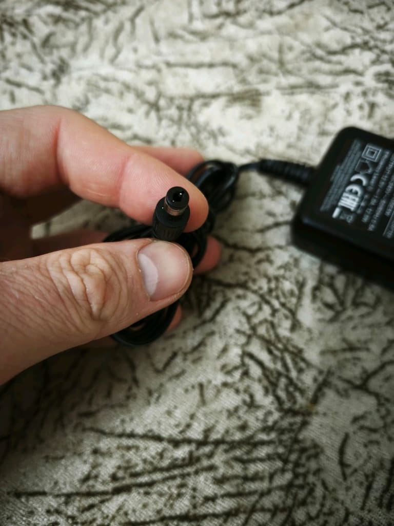 huawei 12v 1A adaptör - 5