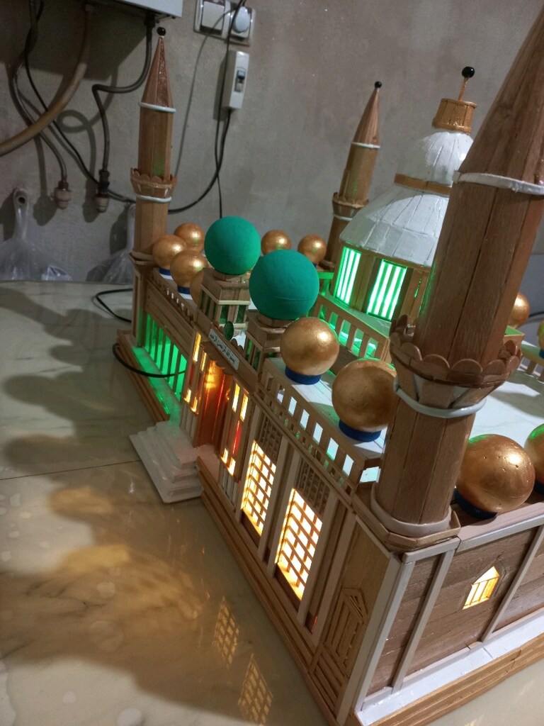 Led ışıklı 4 minareli el yapımı ahşap cami maketi - 15
