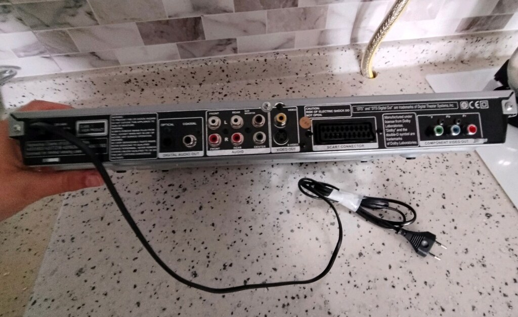 VESTEL DVD PLAYER - 9