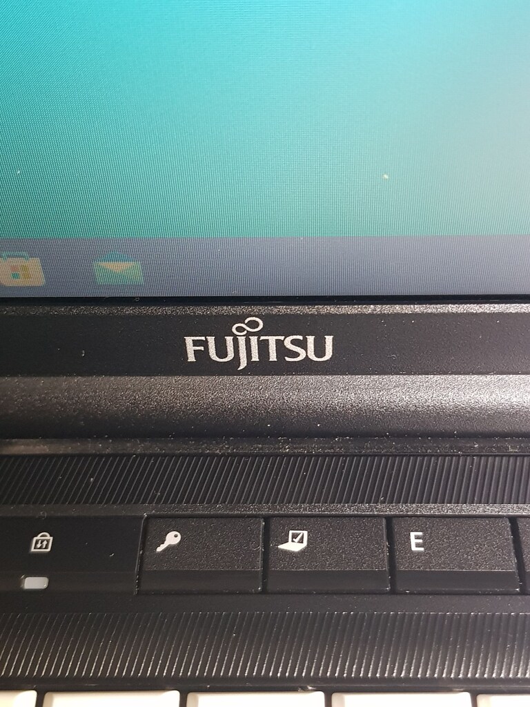 Fujitsu LIFEBOOK E sersi İ5 Temiz Kullanılmış 240 SSD Hızlı Seri - 5