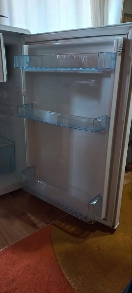 Beko 140 tl mini buz dolabı - 4