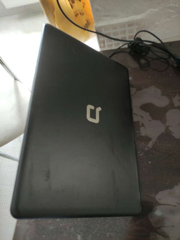 Compaq 4 GB remli Tertemiz laptop pili bitik adaptör ile birlikte - 3