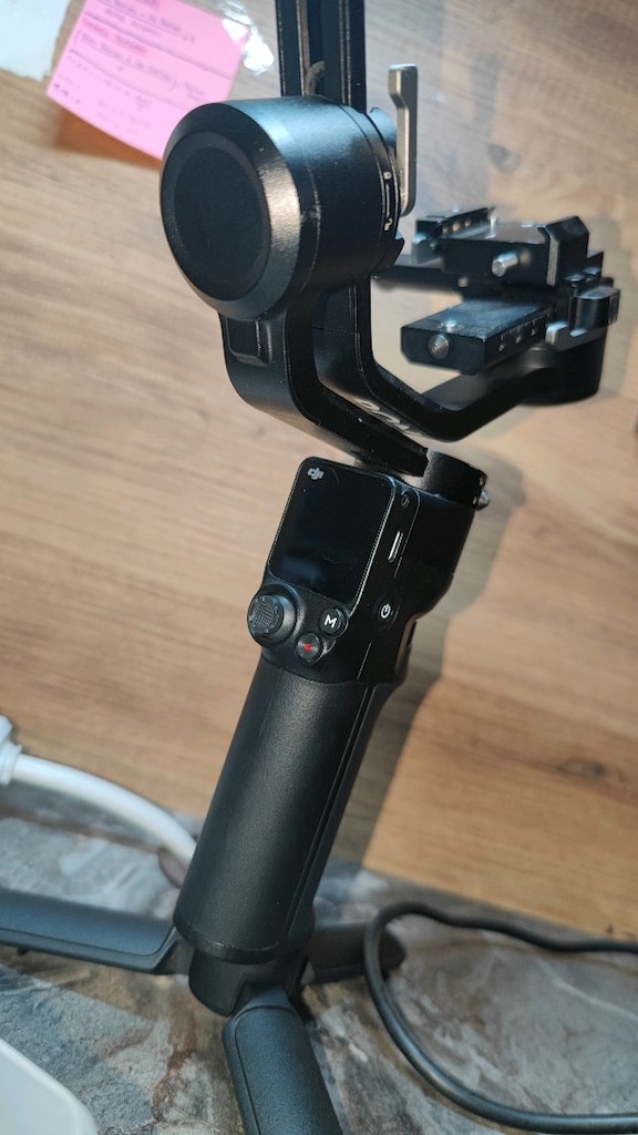 Sony Zv E10 + Sigma 30mm F1.4+ Sony 16-50mm Lens+ Rs 3 mini taşıma çnt - 9