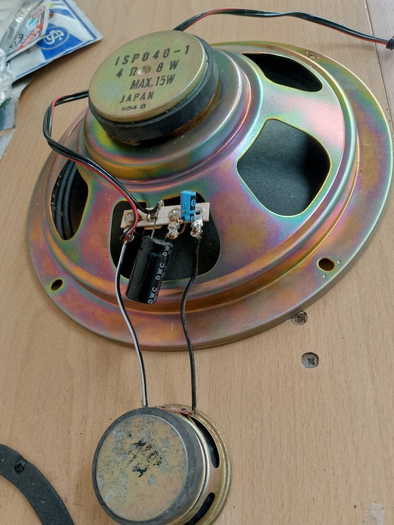 ses bombası sadece radyosu çalar - 13