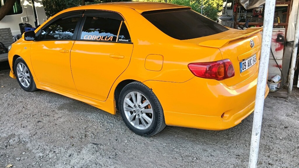 toyota corolla elegant 1.6 - 12
