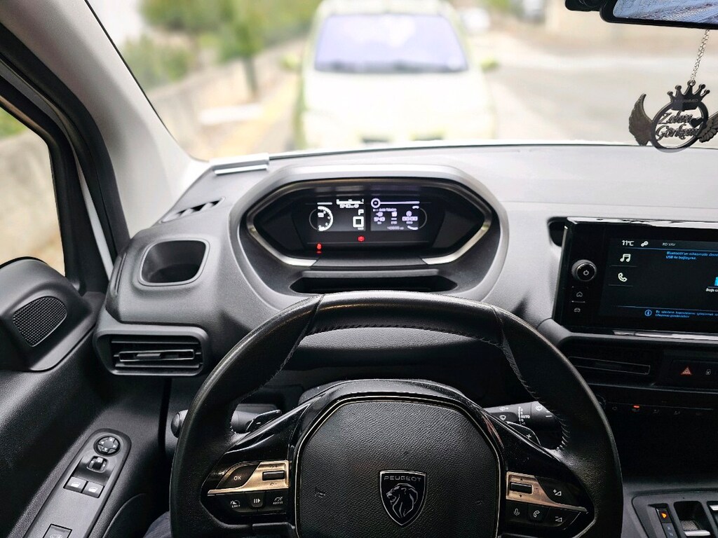 PEUGEOT PARTNER (HATASIZ, BOYASIZ) 3 BÖLGE KAMERALI, ÇELİK JANT - 8