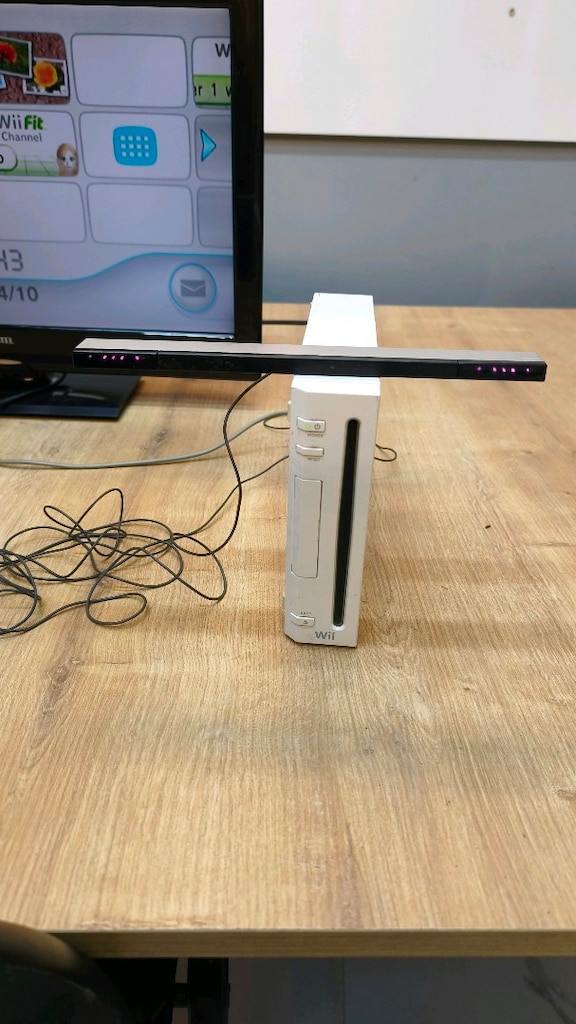 Nintendo Wii RVL-001 Oyun Konsolu Açıklamayı Okuyunuz - 8