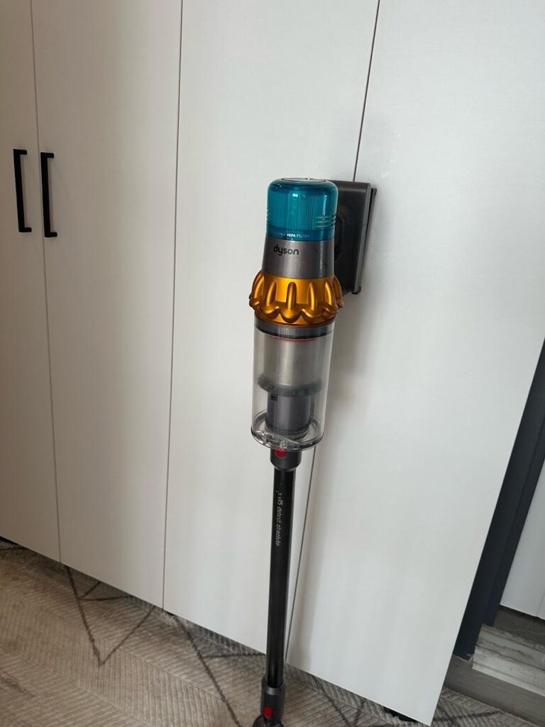 Dyson v15 - 2