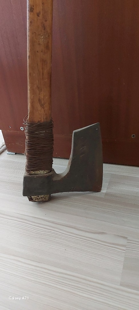 Uzun Saplı Balta - 3
