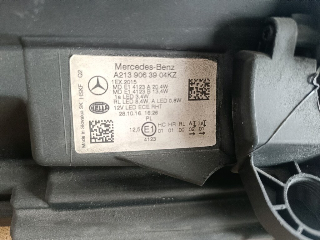 W213 Kasa Mercedes Sol Far - 4