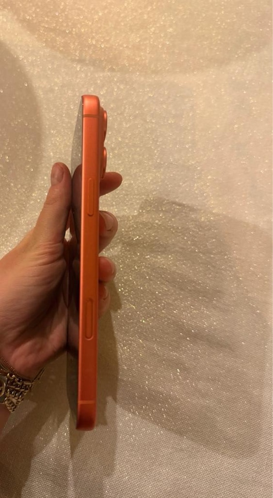 İphone 17 Pro Max Kozmik Renk - 7
