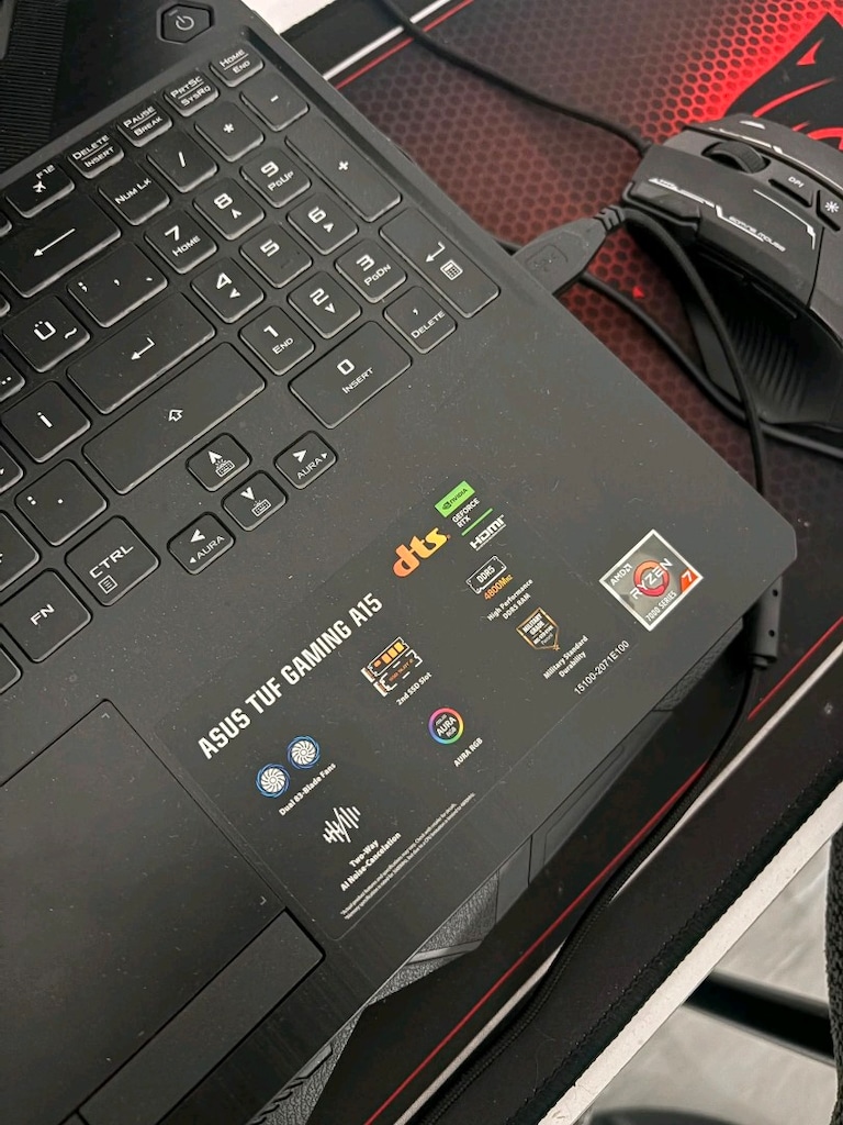 ASUS TUF Gamina A15 AMD Rvzen 7 7445HS 16GB 512GB SSD - 8