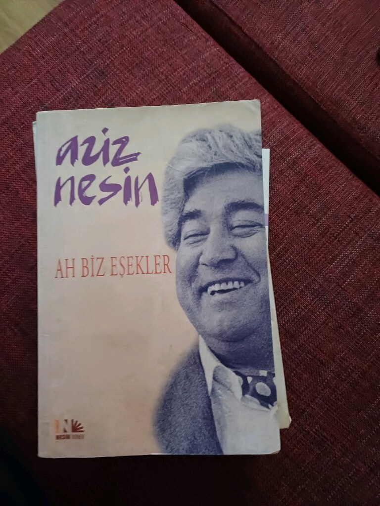 aziz nesin kitaplari.adet 100tl - 3