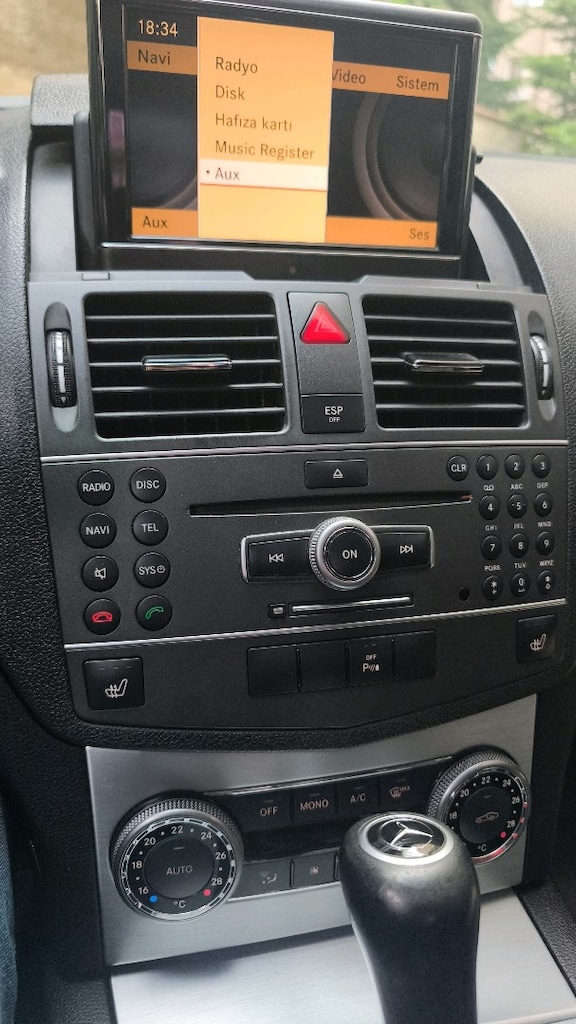 W204 Mercedes NTG4 multimedya carplay - 3