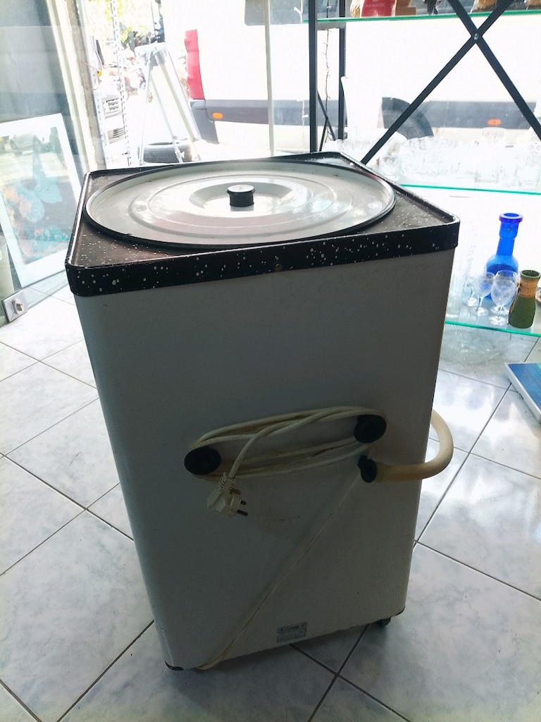 çevirmeli eski model çamaşır makinesi - 3