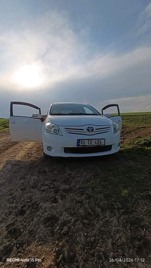 Toyota auris - 5