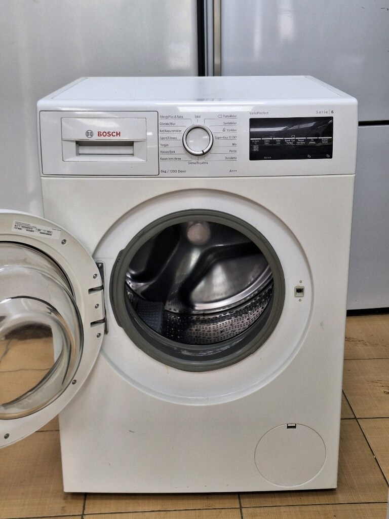 Sıfırdan farksız son model Bosch çamaşır makinesi 8kg dokunmatik ekran - 2