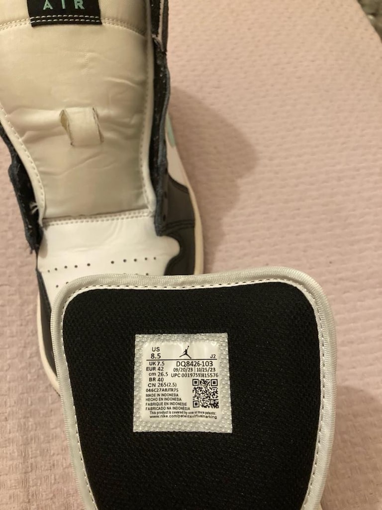 Nike AIR JORDAN 1 MİD