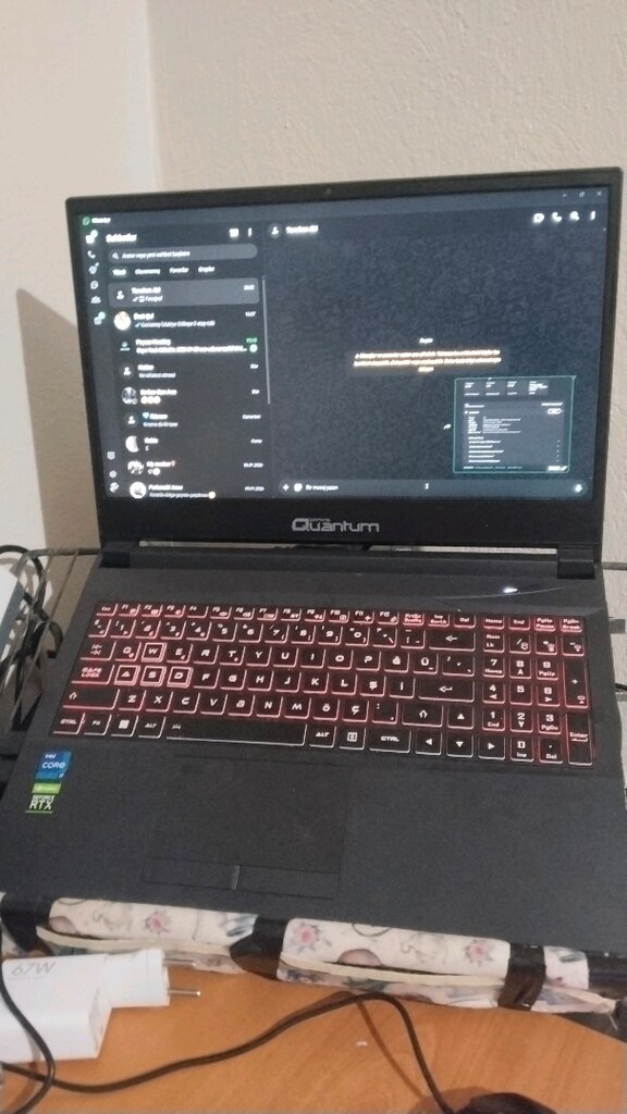 Oyuncu Notebook - 4