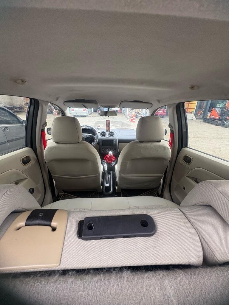 SON 3 Gün kaldı ilan kalkmasınaFord Fiesta 2004 1.4 Comfort Benzin&LPG - 9