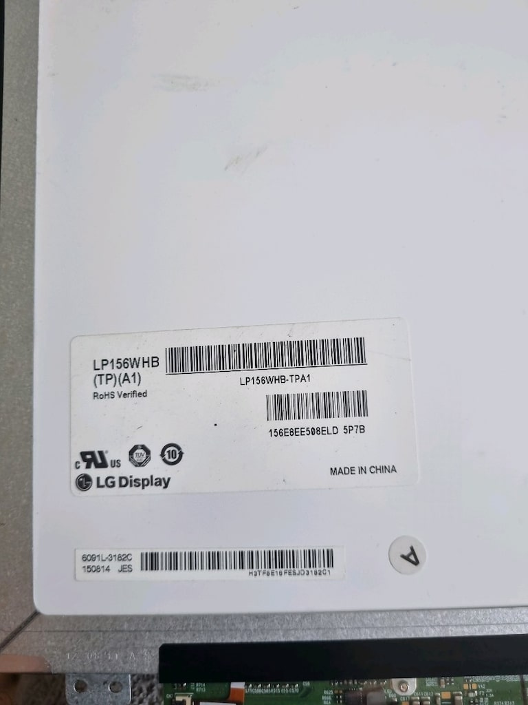 SATILIK 15.6 İNC 30 pin SLİM LED panel (çizgili) - 5