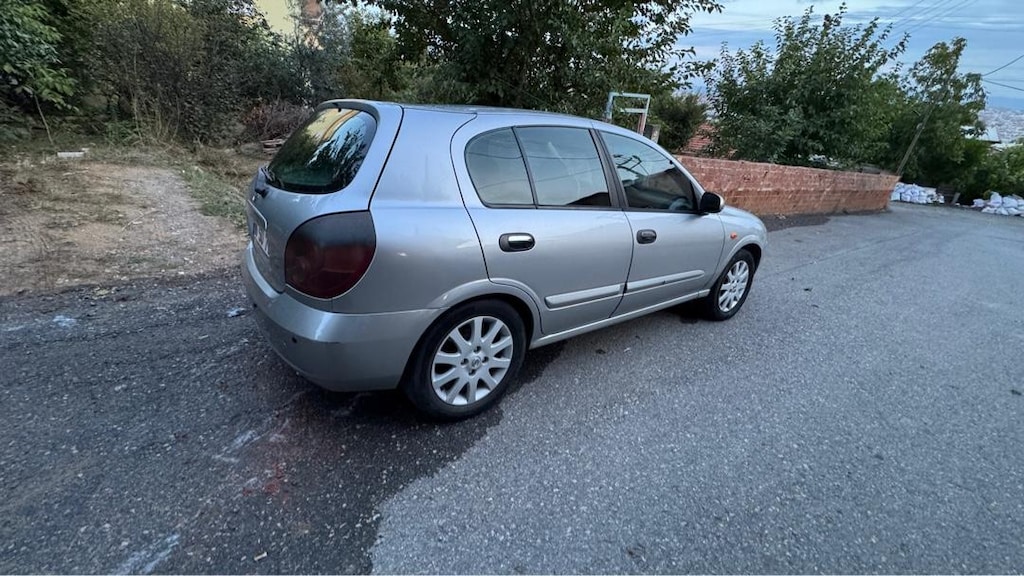 Nissan Almera 1.5 Tekna - 2